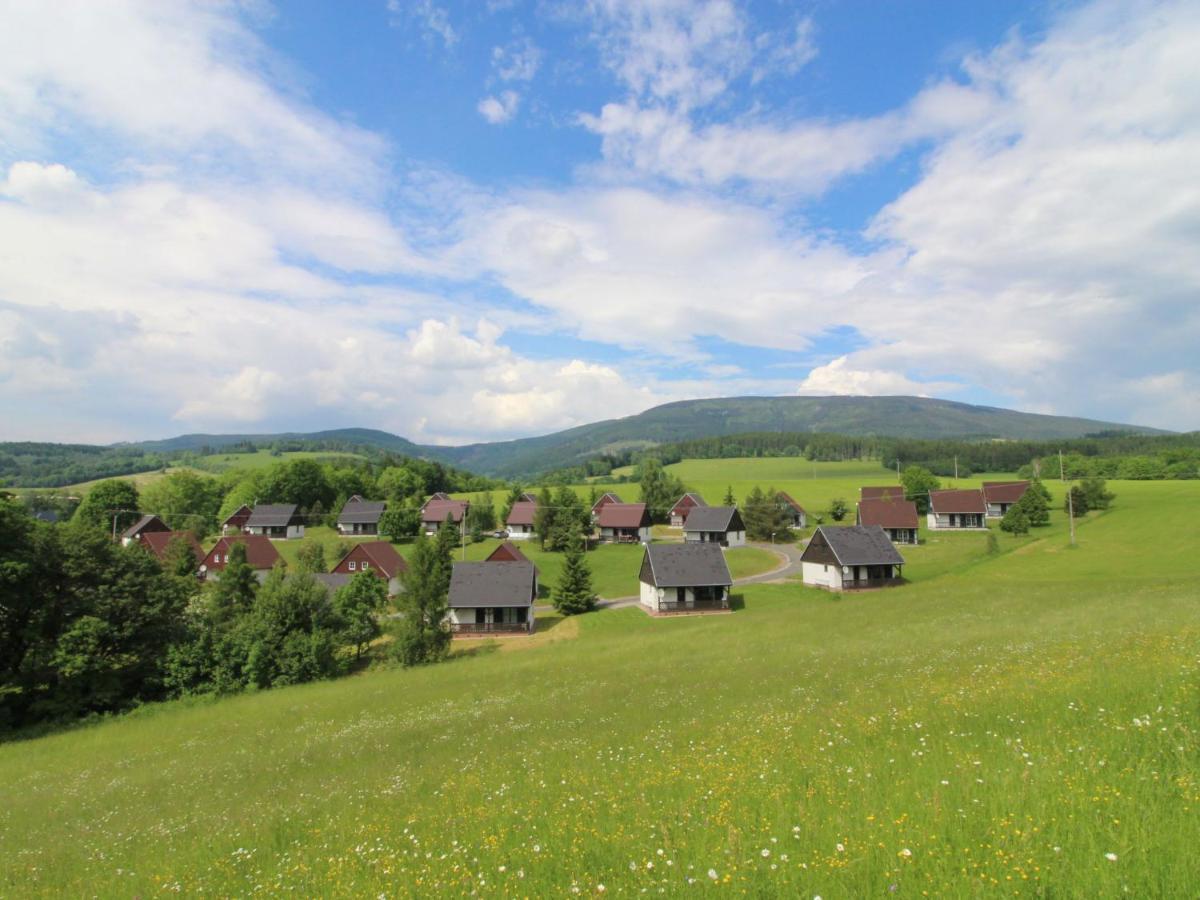 Holiday Home Holiday Hill 67 By Interhome Cista  Екстериор снимка